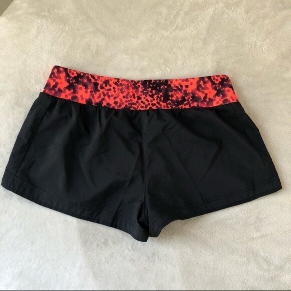Adidas lined shorts - Picture 2 of 3